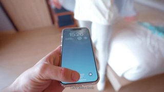 Завёл девушку, а всё ещё ебу сестру — она пожар, устоять не могу ??