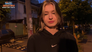 Нектар чью-то глотаю, а до вина и не знала, что так секса хочу